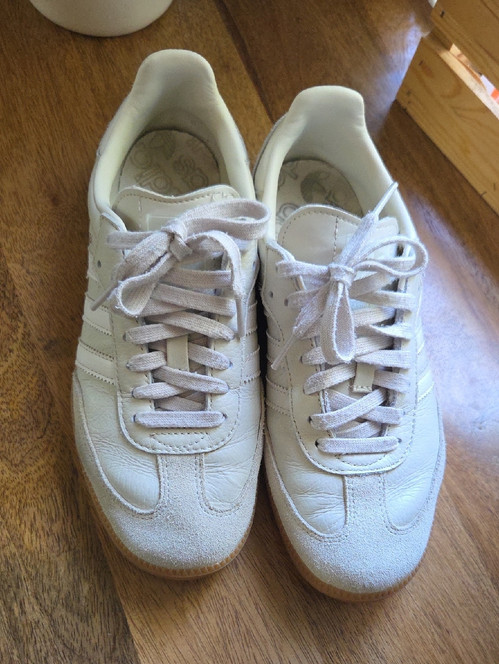 Women’s Cream Leather & Suede Sneakers - Neutral Cream